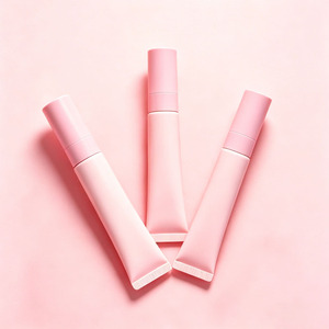 Brillo Labial Hidratante con Péptidos, Tinte Labial para Labios Suaves e Hidratados, Acabado con Brillo Natural - Product Image 4