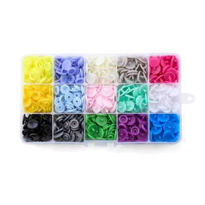 150 Bộ 15 Màu Sắc Bóng Thân Thiện Với Môi Nhựa <span class=keywords><strong>Snap</strong></span> Nút T5 Mũ 12.5Mm Hộp Nhựa Đóng Gói Một Cách Riêng Biệt DIY <span class=keywords><strong>Snap</strong></span> Fastener - Product Image 1