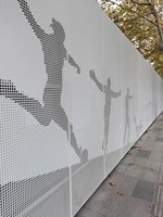 Paneles de Muro Cortina de Aluminio Arquitectónico con Imágenes Perforadas Personalizadas y Tamaños de Orificios para un Diseño Creativo de Fachadas de Edificios