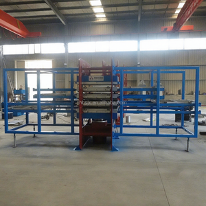 Machine de pressage de <span class=keywords><strong>tapis</strong></span> en caoutchouc à 4 couches de haute technologie, machine de fabrication de dalles de sol en caoutchouc, presse à chaud de vulcanisation - Product Image 2