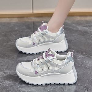 รองเท้าผ้าใบผู้หญิงทรง Chunky Dad ปี 2026 |   รองเท้าวิ่งสไตล์เกาหลีสุดอินเทรนด์ |   รองเท้ากีฬาเสริมส้นพื้นหนา - Product Image 2