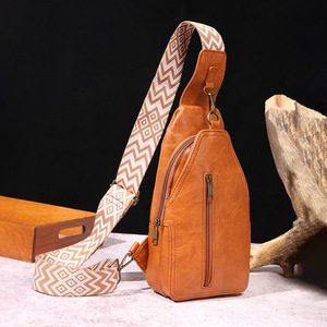 Bolso Bandolera Retro Casual Europeo Americano para Mujer, Color Sólido, Estilo Bohemio, Bolso de Cintura Disponible - Product Image 3