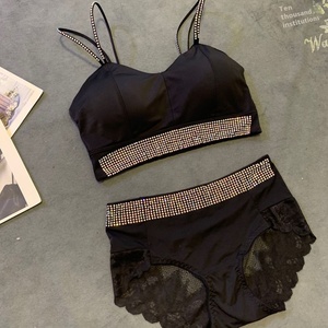 Bellissime canotte traspiranti da donna nuove imbracature in seta di ghiaccio antiscivolo sport Casual abbigliamento corto retro Design 'Hot Girl' - Product Image 6