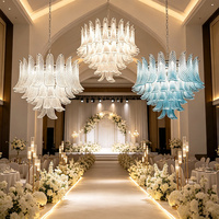 Lustre en verre soufflé à la main en forme de pétale, luminaire suspendu décoratif moderne pour salle de mariage, banquet, hall d'hôtel