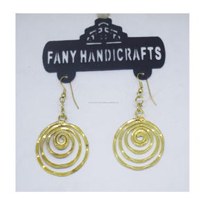 Nouvelles boucles d'oreilles vintage ethniques faites à la main en fil métallique, bijoux de plage de juin - Product Image 1