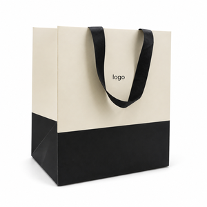 ถุงกระดาษของขวัญสำหรับ<span class=keywords><strong>ร้าน</strong></span>ค้าป<span class=keywords><strong>ล</strong></span>ีก ราคาโรงงาน <span class=keywords><strong>ขาย</strong></span>ส่ง ถุงช้อปปิ้งนำก<span class=keywords><strong>ล</strong></span>ับมาใช้ใหม่ได้ บรรจุภัณฑ์เสื้อผ้าหรูหรา พิมพ์โ<span class=keywords><strong>ล</strong></span>โก้ตามสั่ง - Product Image 2