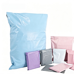 Sacs d'expédition en polyéthylène personnalisés OEM pour usines, sacs postaux en plastique à bulles avec logo pour vêtements, emballage biodégradable coloré - Product Image 1