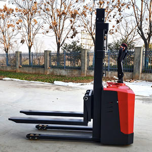 Elektrischer Paletten hubstapler Volle lekt rischer Gabelstapler 1500/2000kg Kapazität 1,6-6Meter Höhe für Einzelhandel lager - Product Image 5