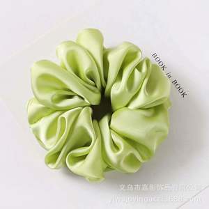 กิ๊บติดผมผ้าไหมริบบิ้นขนาดใหญ่แฟชั่นเกาหลีสำหรับผู้หญิง ผ้าชีฟองยืดหยุ่น ผูกผมหางม้า ลายดอกไม้และลายเรขาคณิต - Product Image 3