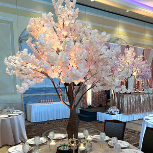 Petit arbre artificiel HK pour table de mariage, avec fleurs de cerisier blanches tombantes, pour décoration intérieure de mariage - Product Image 2