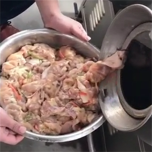 Machine à tambour sous vide pour prolonger la durée <span class=keywords><strong>de</strong></span> conservation <span class=keywords><strong>de</strong></span> la viande préparée, idéale pour les poitrines <span class=keywords><strong>de</strong></span> poulet prêtes à consommer et les <span class=keywords><strong>repas</strong></span> <span class=keywords><strong>de</strong></span> remplacement pour le fitness - Product Image 4