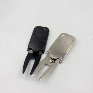 Portasigari da <span class=keywords><strong>Golf</strong></span> Impermeabile <span class=keywords><strong>in</strong></span> Acciaio Marca SY42, Design Brevettato, Finitura Argento e Oro, 3*7cm, Confezione <span class=keywords><strong>in</strong></span> Scatola, Modello con Spina Brasiliana - Product Image 5