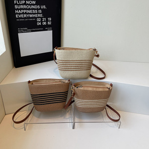 Sacs fourre-tout pour femmes en gros directement de l'usine, sacs seau, sacs messager à empiècements, sacs à bandoulière en paille tressée pour femmes - Product Image 2