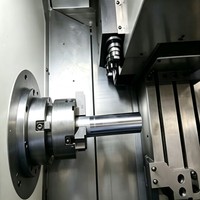 Torno CNC de Cama Inclinada HTW-600T, 12 Estaciones de Herramientas, 2500 rpm, Alta Precisión, para Piezas Metálicas y Ferretería Automotriz