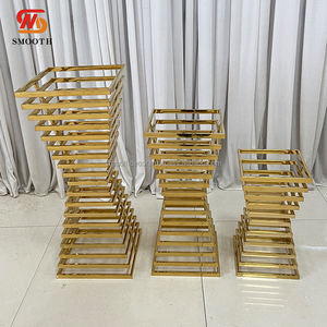 SMOOTH Moderno y Novedoso Soporte de Metal Dorado con Base Espejo para Tartas y Postres, Soporte Alto para Flores, Centro de Mesa para Bodas - Product Image 2