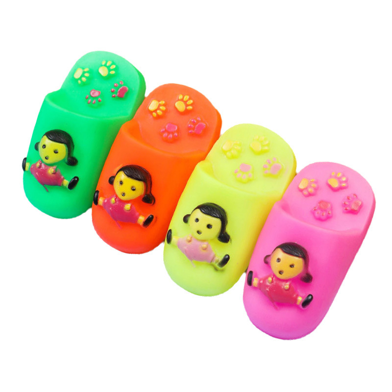 Little girl slippers (random color)