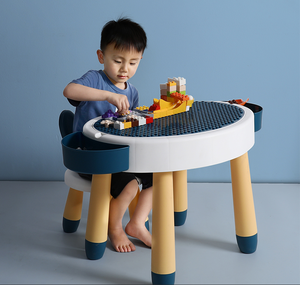 Table de bureau <span class=keywords><strong>en</strong></span> plastique pour enfants et bébés, design mignon à la mode pour la maison et l'étude, prix d'usine Offre Spéciale - Product Image 3
