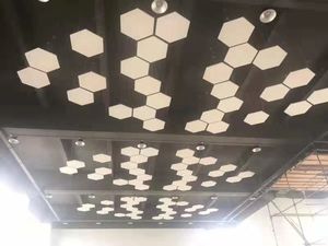 סיבי זכוכית צמר צליל בידוד אריחי תקרה אקוסטית ענן צורת תקרת פנל מפעל מחיר - Product Image 4