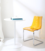 Chaises en acrylique transparentes avec pieds en métal, design nordique moderne, prix d'usine, pour restaurant, café, utilisation en salle à manger