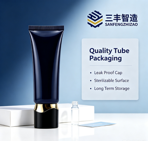 หลอดบีบเครื่องสำอางพลาสติกสีดำสุดหรูพร้อมฝาเกลียวชุบทอง - Product Image 3