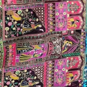 Viscosa Natural de Lujo Raja Rani, Crepé Natural con Estampado Posicional para Vestidos de Verano para Mujer, Costura y Confección de Prendas - Product Image 1