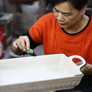 Alta calidad elegante estilo moderno cocina horno resistente al calor rectángulo antiadherente cerámica bandeja para hornear con cubierta - Product Image 3