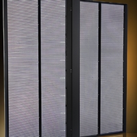 Écran LED transparent d'intérieur P3.91-P7.81 1000x1000mm 4500cd Mur vidéo couleur pour publicité sur vitrine