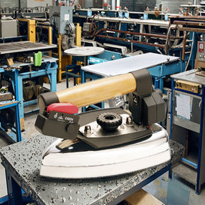 2128 Nouveaux équipements de repassage à vapeur électrique à usage domestique avec moteur à noyau Silverstar Iron - Product Image 3