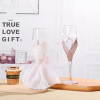 Ensemble de gobelets de mariage au design moderne Romantique pour Champagne Love Suit Togor Verre à vin pour les mariés