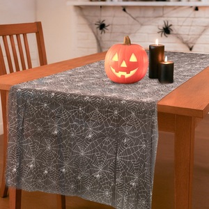 Nappe en maille transparente personnalisée avec impression feuille d'or et d'argent, motif araignée et fantôme d'Halloween, pour ambiance festive en restaurant et fête - Product Image 3