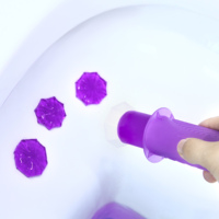Nettoyeur de cuvette de toilette longue durée 38g Emballage sous blister Gel de nettoyage de toilette Toilette publique autonettoyante automatique