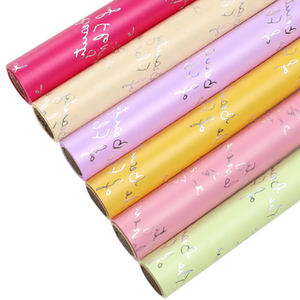 Rollo de papel de regalo de estampado en caliente de flores coreanas de 20 hojas, envoltura de regalo de ramo impermeable con revestimiento de PE - Product Image 3