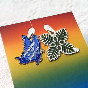 Nuovo Portachiavi a Moschettone in Acciaio Inox con Design Cartoon, Logo Personalizzabile, Forma di Cuore Rosso - Product Image 5