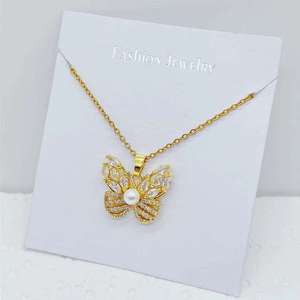 Collar de Mariposa con Cadena de Acero Inoxidable, Incrustaciones de Cobre y Circonita, Pequeño Colgante de Mariposa - Product Image 4