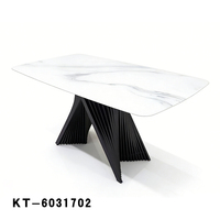 Table à manger rectangulaire personnalisée en pierre frittée, plateau de table en dalle de roche de luxe, design créatif, support métallique, mobilier de salle à manger