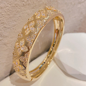 Vintage Flower Zircon Bangle Gold Silver Plated <b>Copper</b> Jewelry <b>Bracelet</b> Summer 2025 Yiwu Origin - Product Image 3