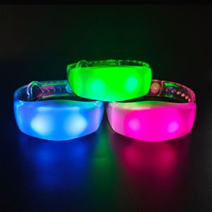2025 Latest Model Promotional Wristband <b>Stars</b> Flashing <b>Light</b> up Remote Controllable <b>LED</b> Wristband Wrist Band 4LEDS RGB Bracelet - Product Image 3