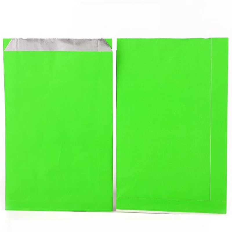 สีเขียว