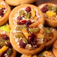 Groothandel gebakken vierkante biscuits met kokos, rozijnen en noten, stevige koekjes met zoete smaak, snacks