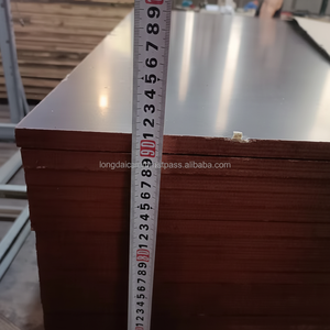 แผ่นไม้อัดไม้อัดสำหรับใช้ในการก่อสร้างฟิล์มสีดำใช้ในงานอุตสาหกรรมดีไซน์แบบพรีเมี่ยม - Product Image 1