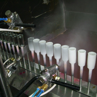 Ligne de revêtement automatique pour peinture sur plastique, métal, céramique, acier, verre rouge et bouteilles cosmétiques avec four de cuisson