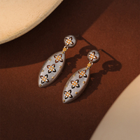 Personnalisé 925 Sterling Silver Dangle Jewelry Cubic Zirconia Pave Two Tone Color Marquise Shape Drop Stud Boucles d'oreilles