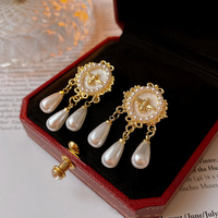 Boucles d'oreilles en cuivre Jeutelis pour femmes - Pack assortiment de 100 paires de clous en zircon cubique - Couleurs et styles variés - Cadeau de bijoux