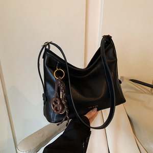 Casual Women's <b>Large</b> Capacity Soft Texture <b>Tote</b> <b>Bag</b> Summer Fashion Crossbody Office Handbags Comfortable Underarm Commuting <b>Bags</b> - Product Image 3