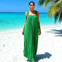Robes Ankara Africaines pour Femmes en Gros à Bas Prix – Élégantes, Ajustées, à Bretelles Florales, Plissées, Maxi, Idéales pour les Vacances