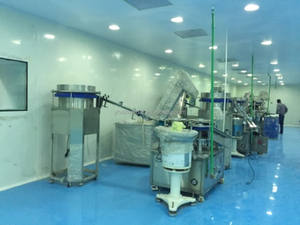 Máquina de Ensamblaje automático para tapa de rosca de junta de mariposa Juego de infusión médica Maquinaria de fabricación - Product Image 3