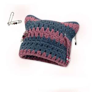 หมวกถักโครเชต์หลากสีสำหรับผู้หญิงหมวกทรงสี่เหลี่ยมพังค์ทำมือ - Product Image 6