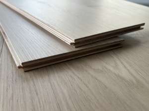 Suelo de <span class=keywords><strong>Roble</strong></span> Multicapa Color <span class=keywords><strong>Claro</strong></span> Seleccionado Cepillado T & G <span class=keywords><strong>Madera</strong></span> Maciza Suelo de <span class=keywords><strong>Roble</strong></span> Blanco - Product Image 3