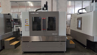 Machine de gravure et de fraisage à portique de précision pour la stabilité des moules de produits plastiques DC-1113
