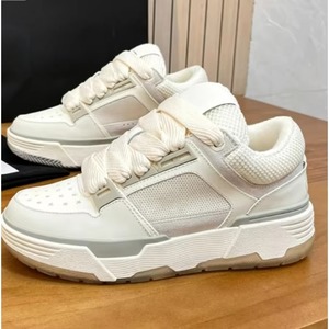 Baskets décontractées de luxe haut de gamme pour hommes en cuir véritable, à bout personnalisé, à lacets, rehaussantes et de haute qualité - Product Image 3
